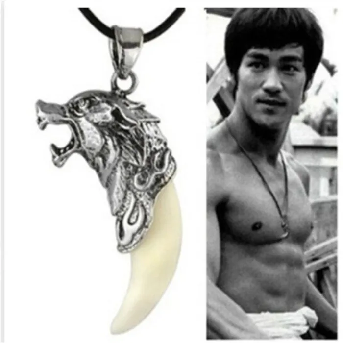 Wolf head with tooth - necklaceNecklaces