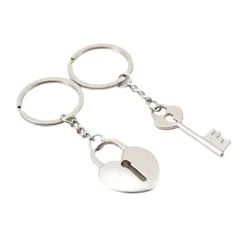 Couple keychain - key / heart shaped lock - 2 piecesKeyrings
