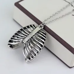 Vintage skull rib cage pendant - with necklaceNecklaces