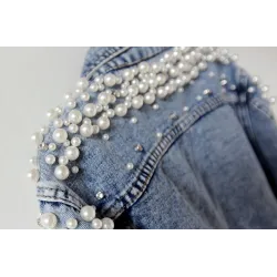 Short denim jacket - with decorative pearlsJackets