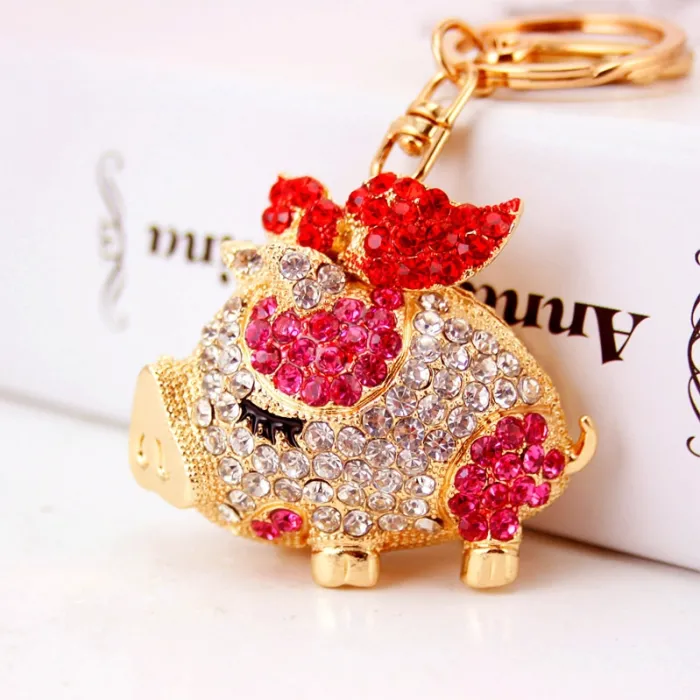 Crystal pig keychainKeyrings