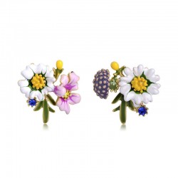 Small chrysanthemum stud earrings